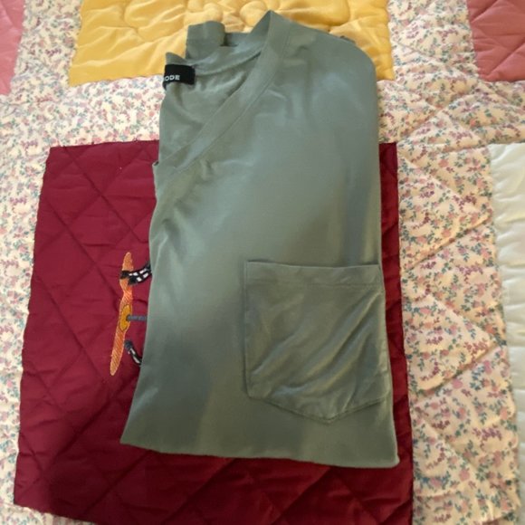 Lk New~.Rae Mode Basic Long Sleeve Top with Pocket ~Sm - Picture 10 of 10